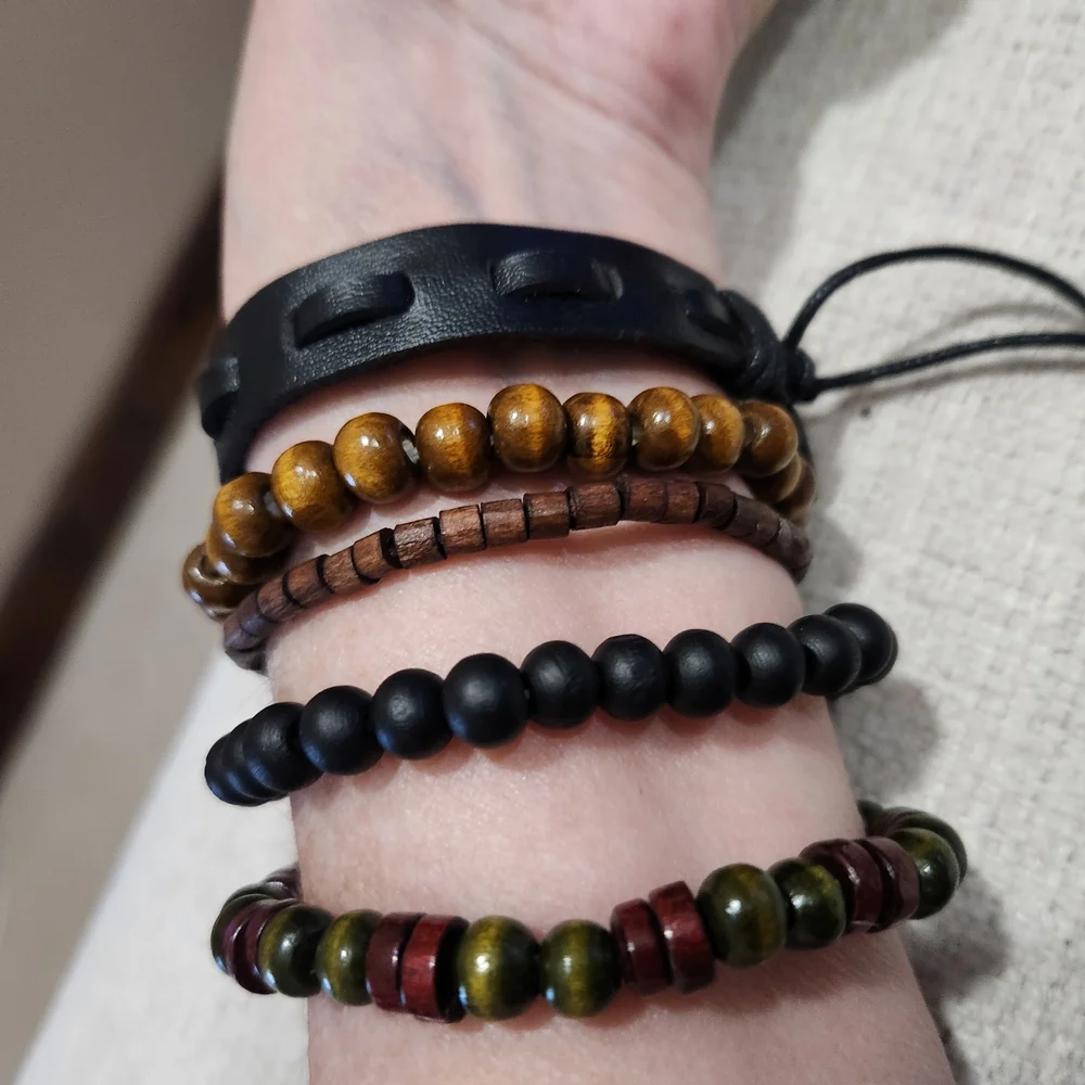 Nwot Mens Multicolor Beaded & Leather Bracelet Set